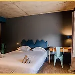 Le Chateau Ambulant La Baume