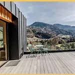 Le Chateau Ambulant * La Baume